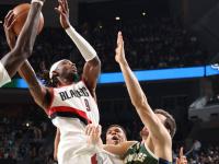 开云平台-雄鹿队客场惜败开拓者队