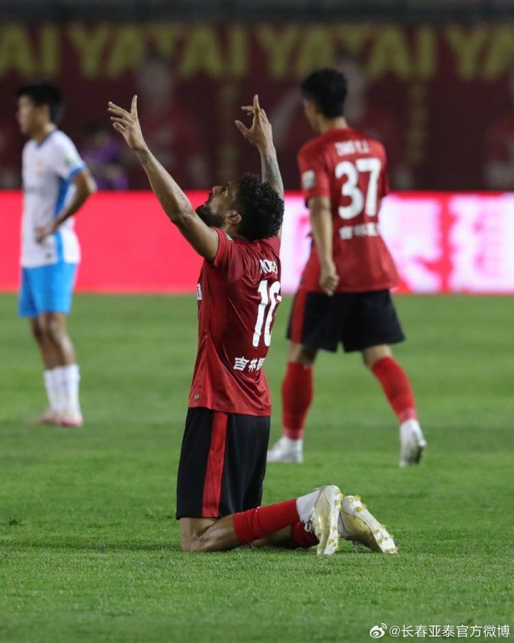 青岛和泰主场击败丽江飞虎，喜获胜利