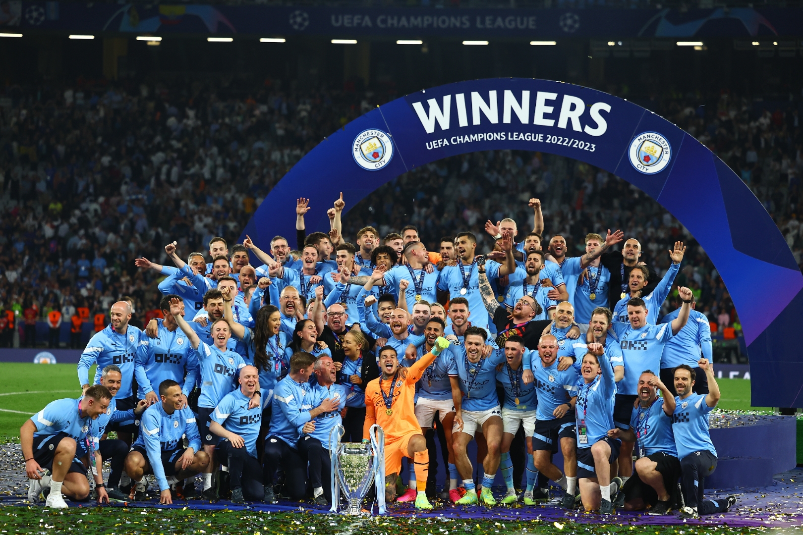 曼城球队备战下一场重要的足球比赛