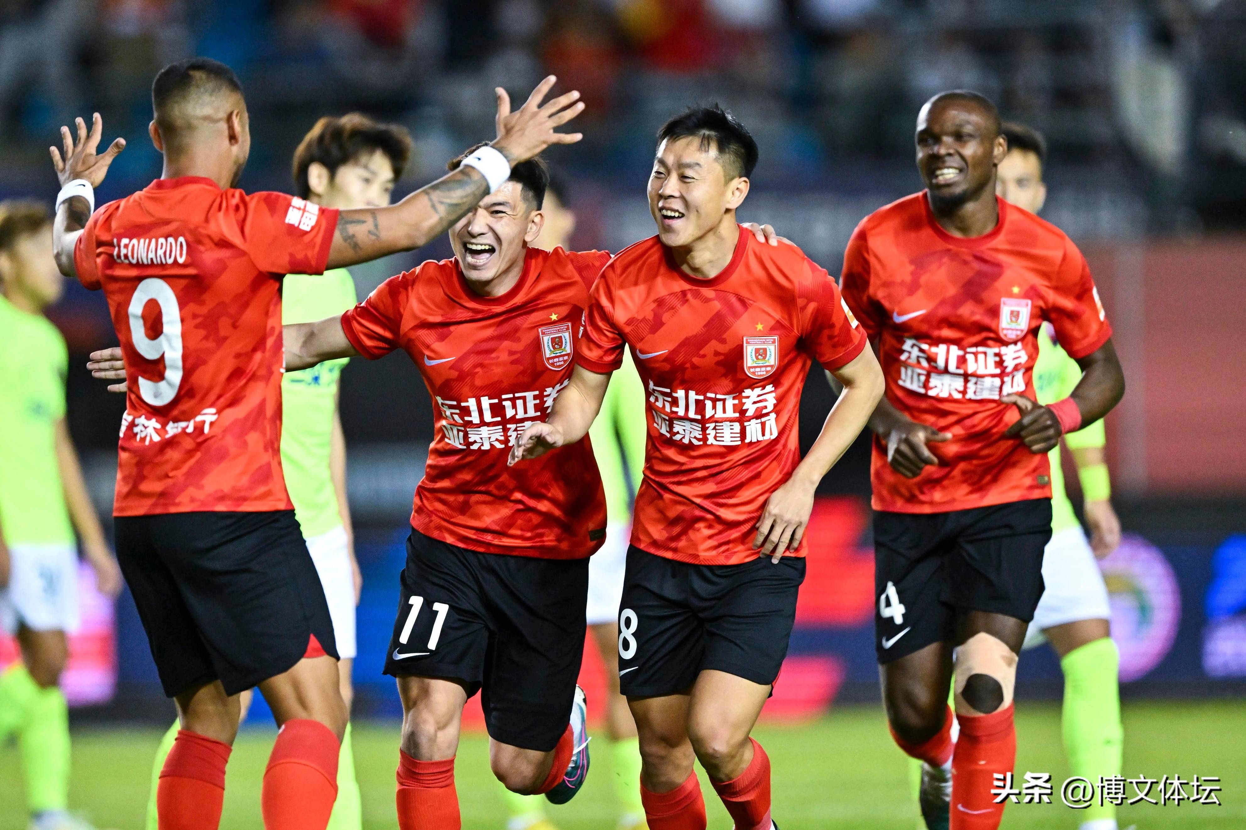 长春亚泰客场战胜大连超越，提升积分