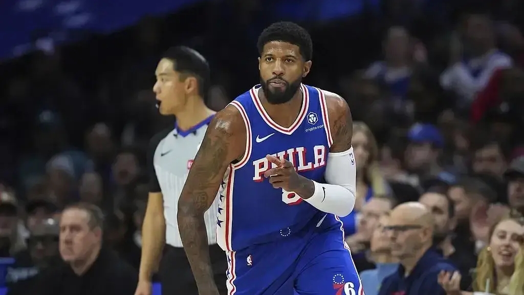 包含76人横扫黄蜂，全队迎来三连胜的词条