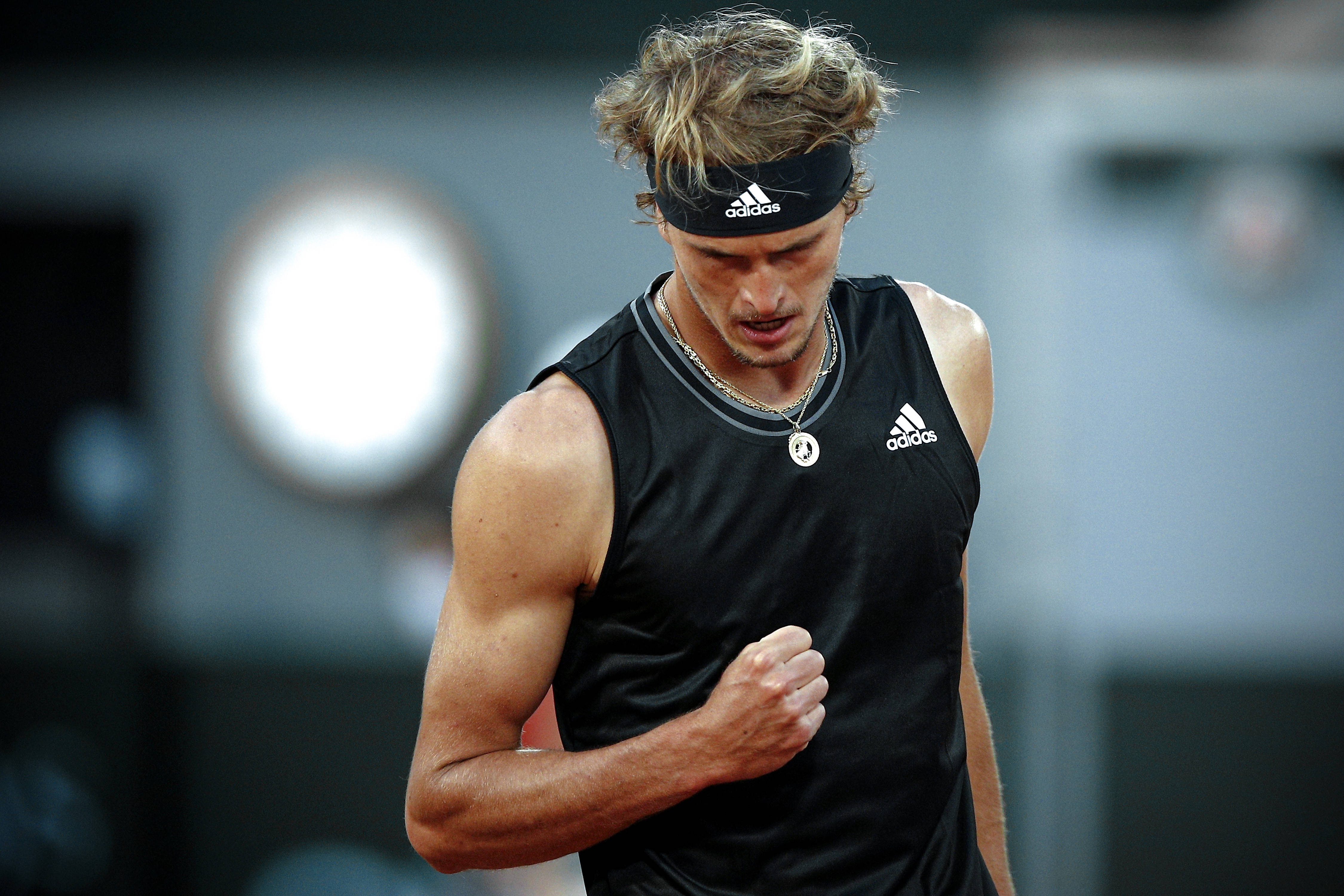 德国网球队血洗世界网球队，兹维列夫完成帽子戏法