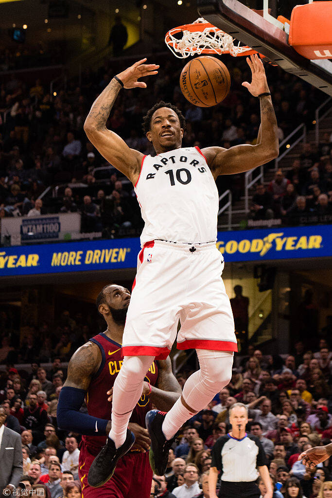 猛龙逆转骑士取得胜利